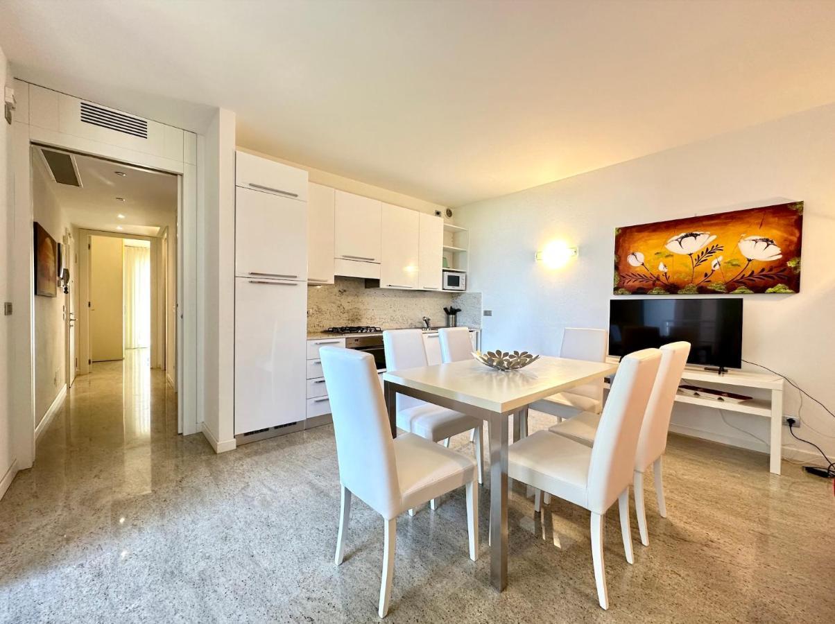 Frontemar Residenze Sul Mare - Carraro Immobiliare Jesolo - Family Apartments Екстериор снимка